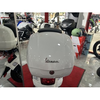 Vespa GTS Super 125cc
